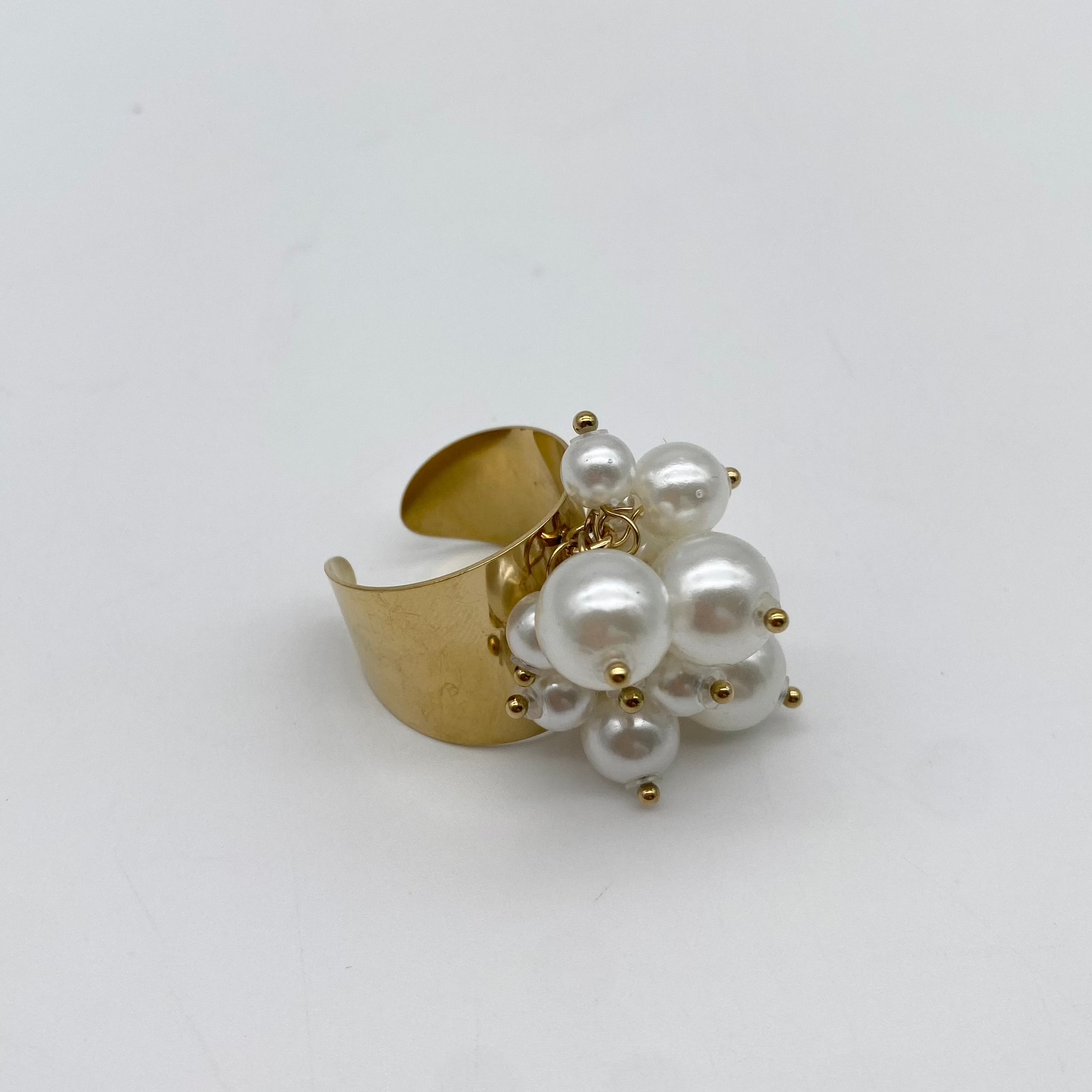 Ring Pearl Bubbles