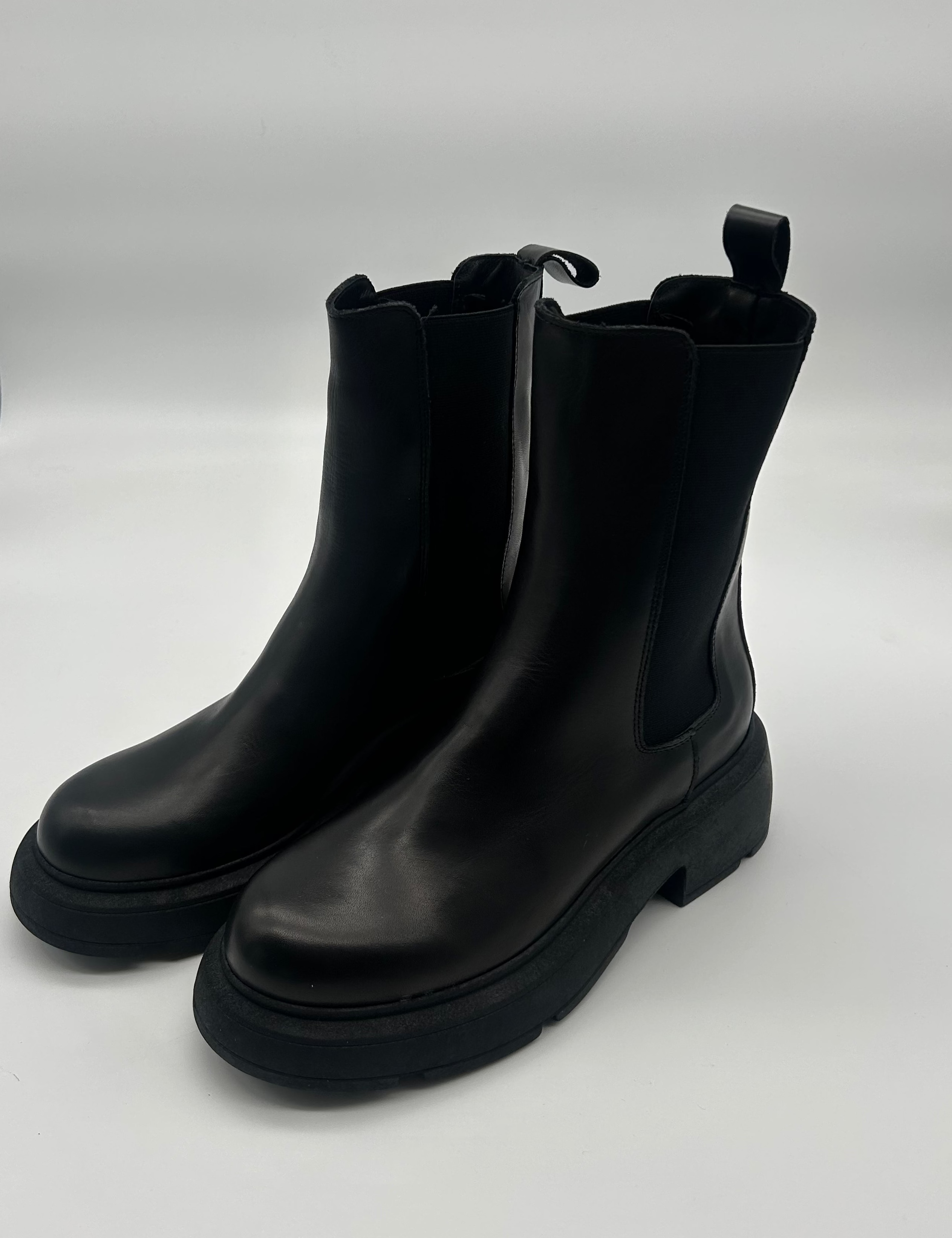 Boots Leder mit Plateau