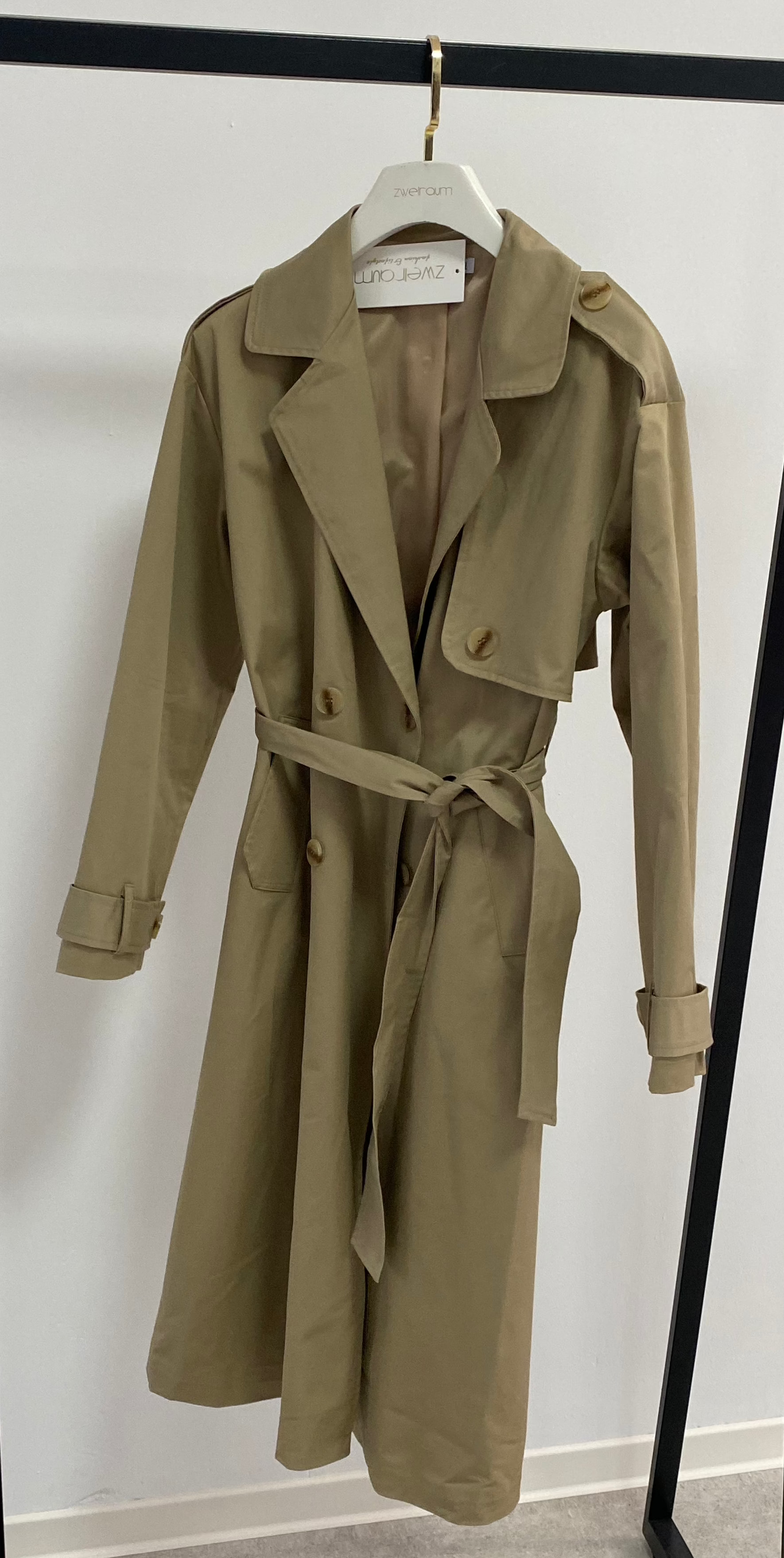 Trenchcoat Essential